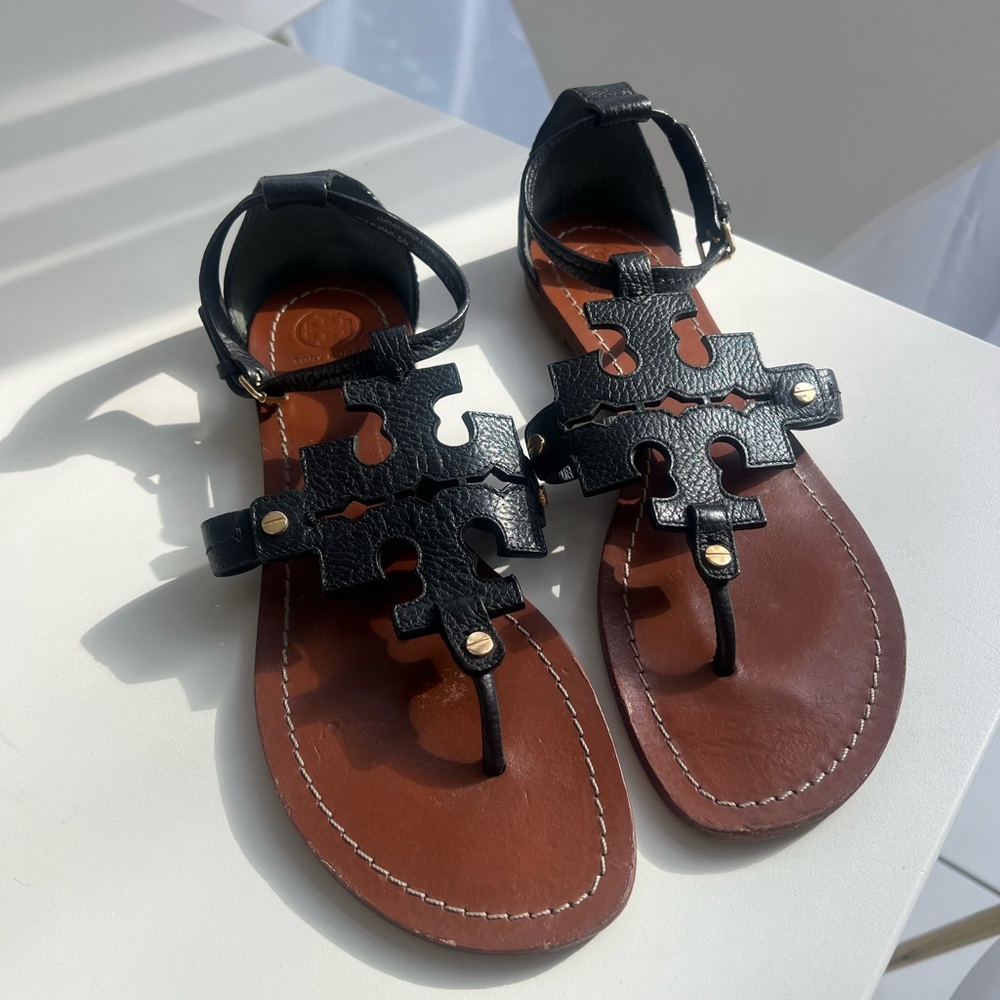 Tory Burch black leather flats